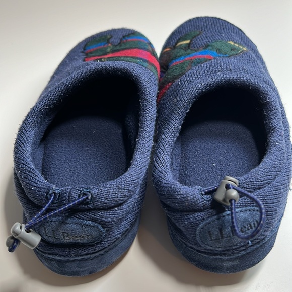 L. L. Bean Kids' Sweater Fleece Slippers bright navy polar bear size 3-4 - Picture 4 of 5